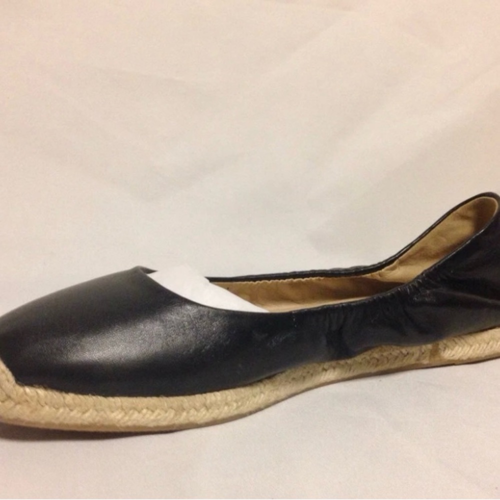 Via spiga Arnelia leather ballet flats. New without box